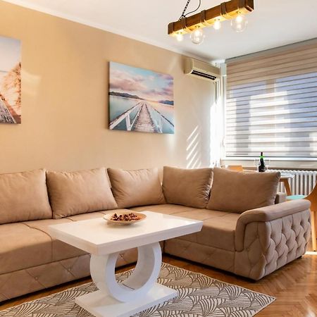 Apartament Nikolas Belgrad Zewnętrze zdjęcie